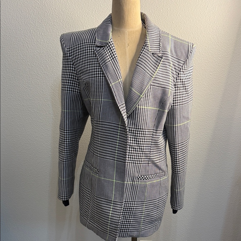 Women's Black and White Houndstooth Blazer